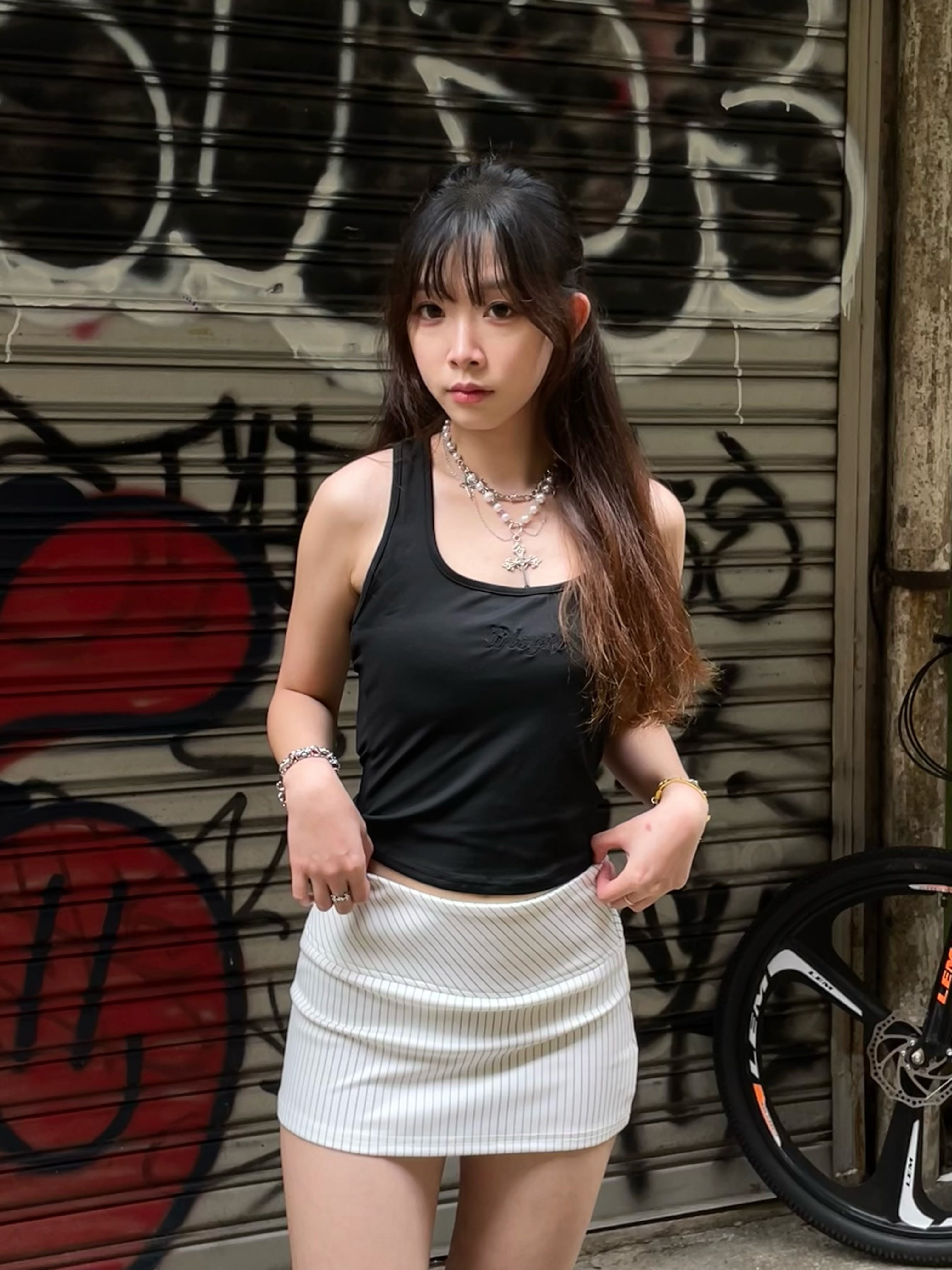 Girl'sGirl Black Basic Tank Top