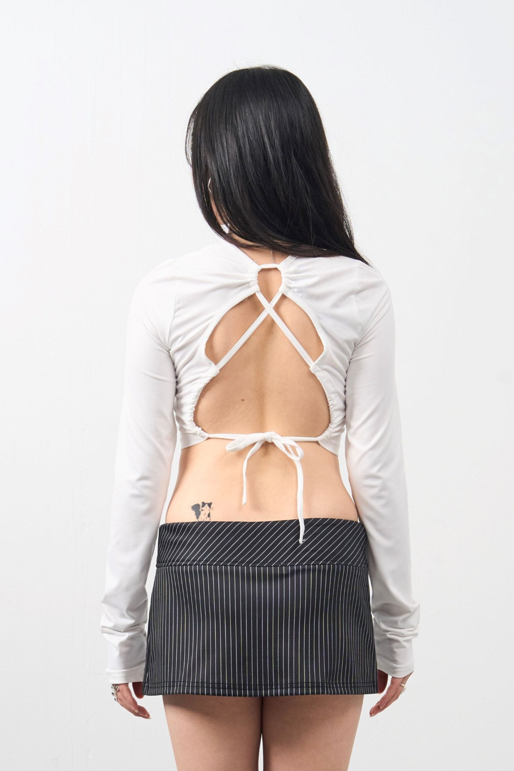 Girl'sGirl White Backless Long Sleeve