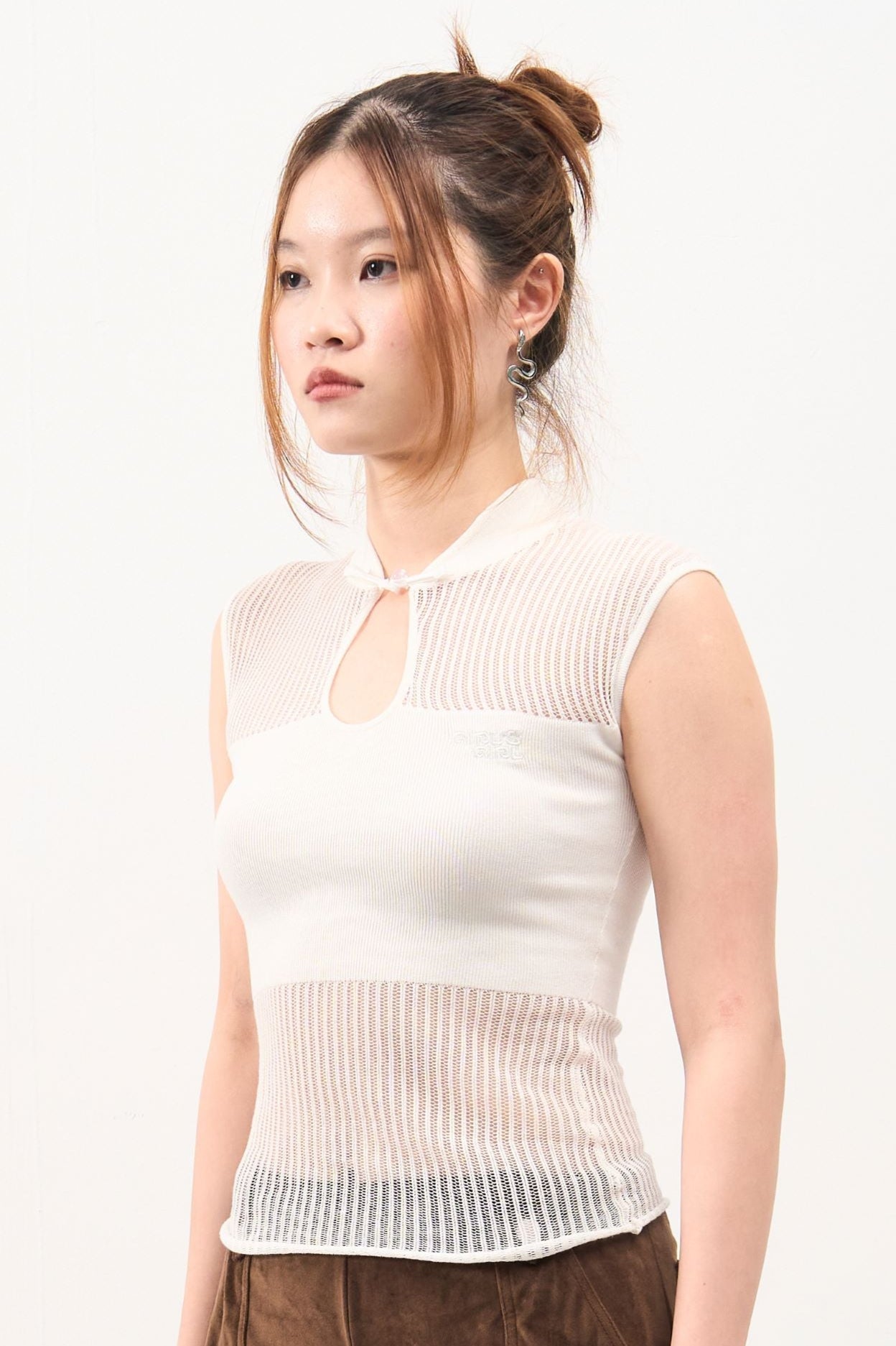 GG CNY White Knitted Sleeveless Top