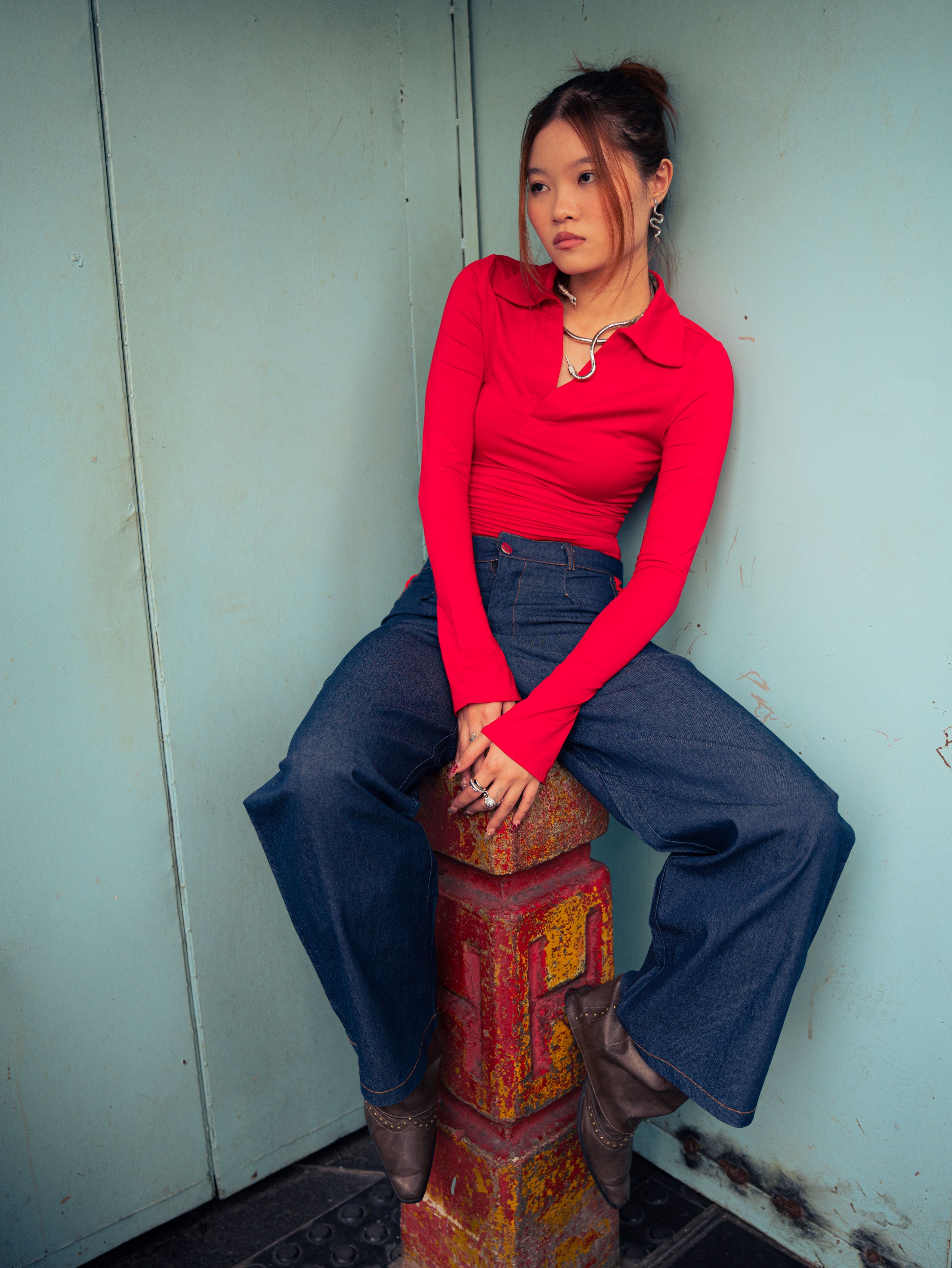 GG CNY Long Sleeves V-Neck Slim Fit Top