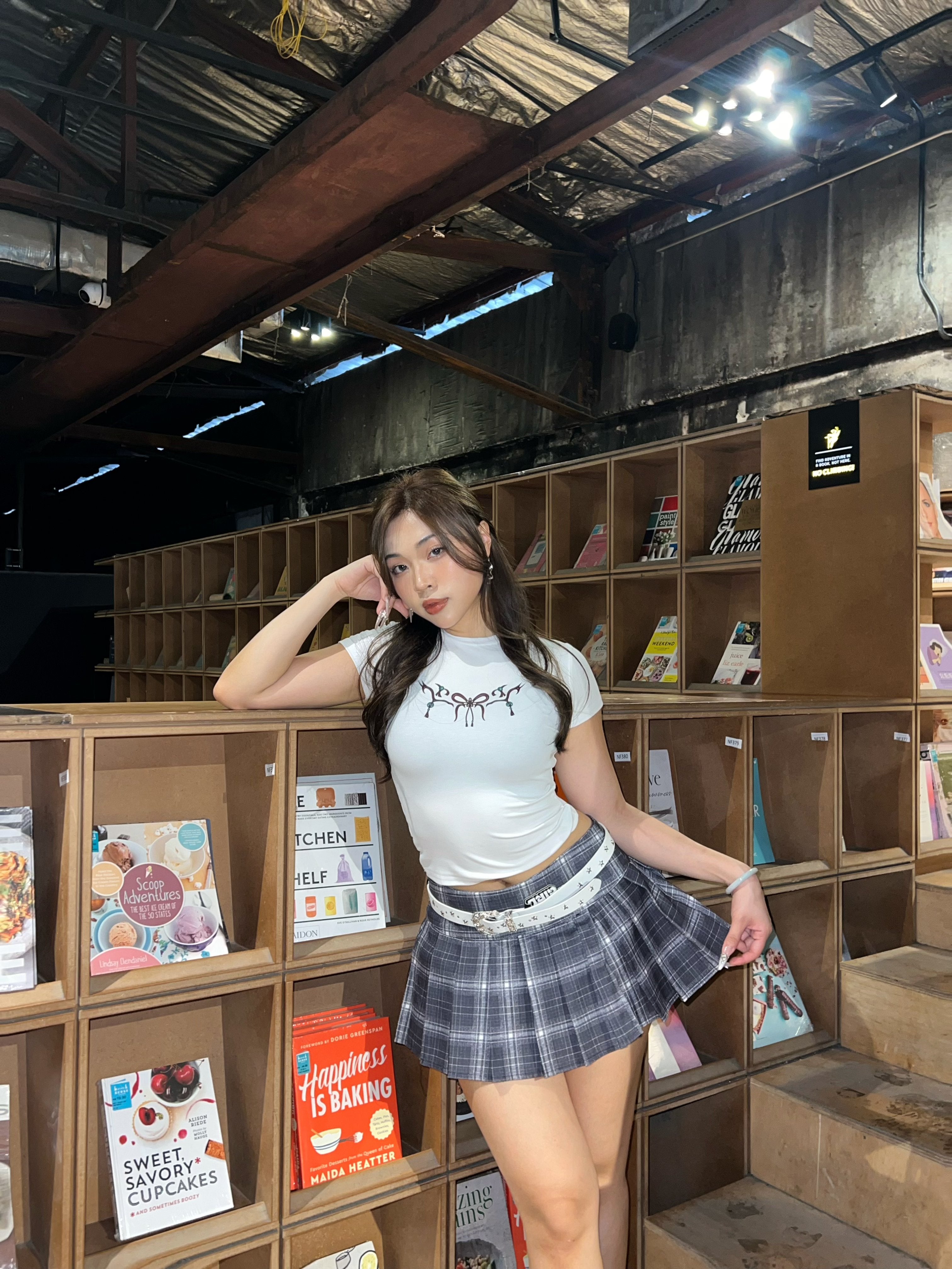 GG CNY White Oriental Pearl Bow Tee