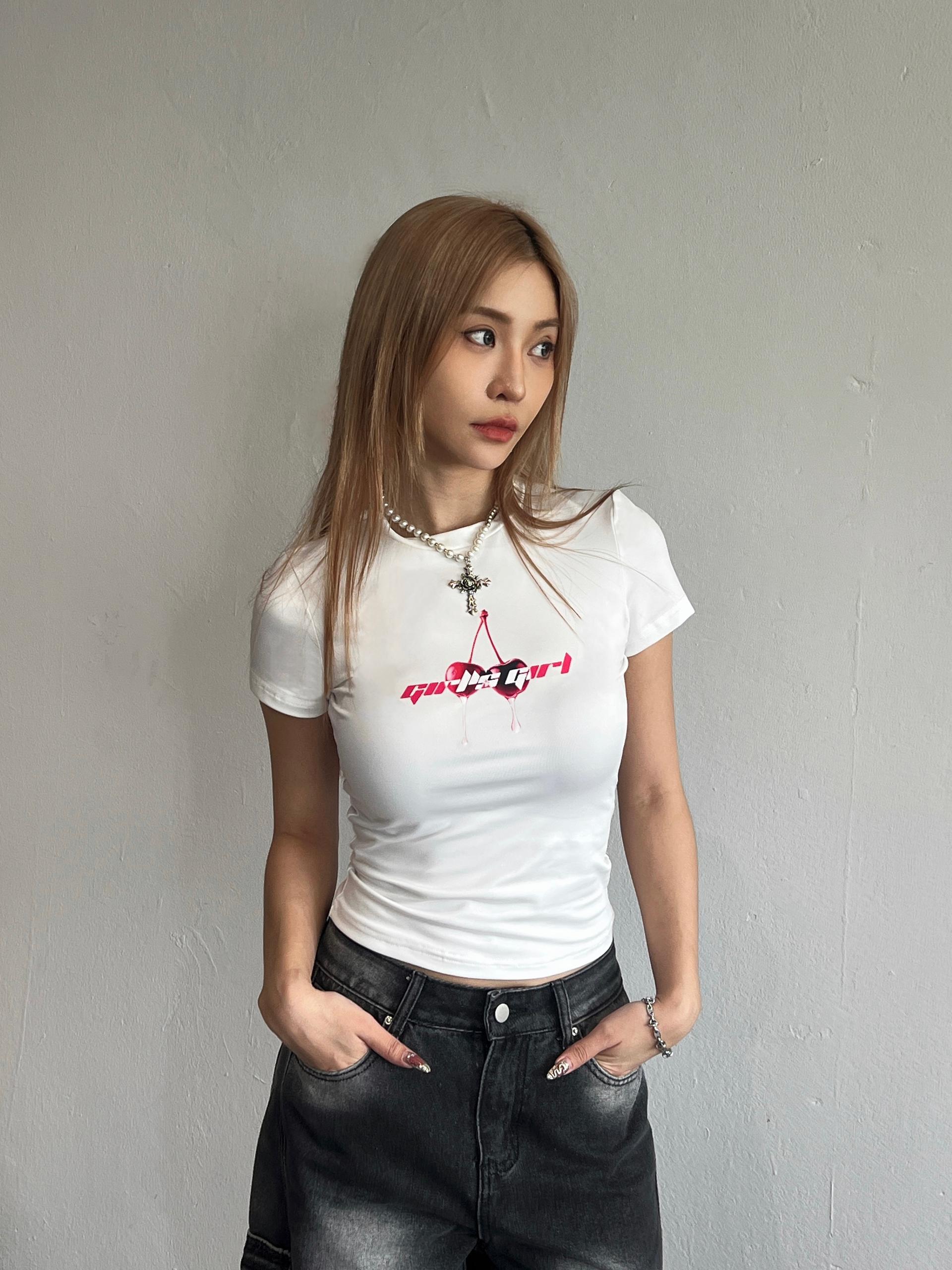 Girl'sGirl White Slim Fit Top